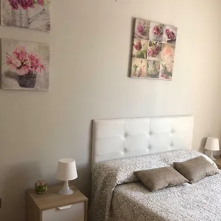 Casa Santa Maria La Nueva Con Aire Acondicionado شقة ثامورا